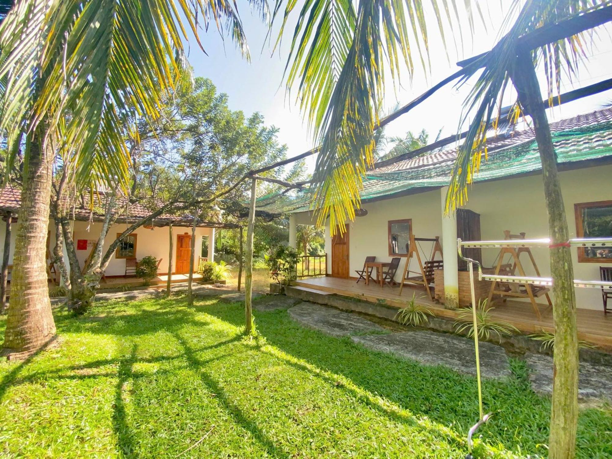 Y Nghia Bungalow Ong Lang Фукуок Екстер'єр фото