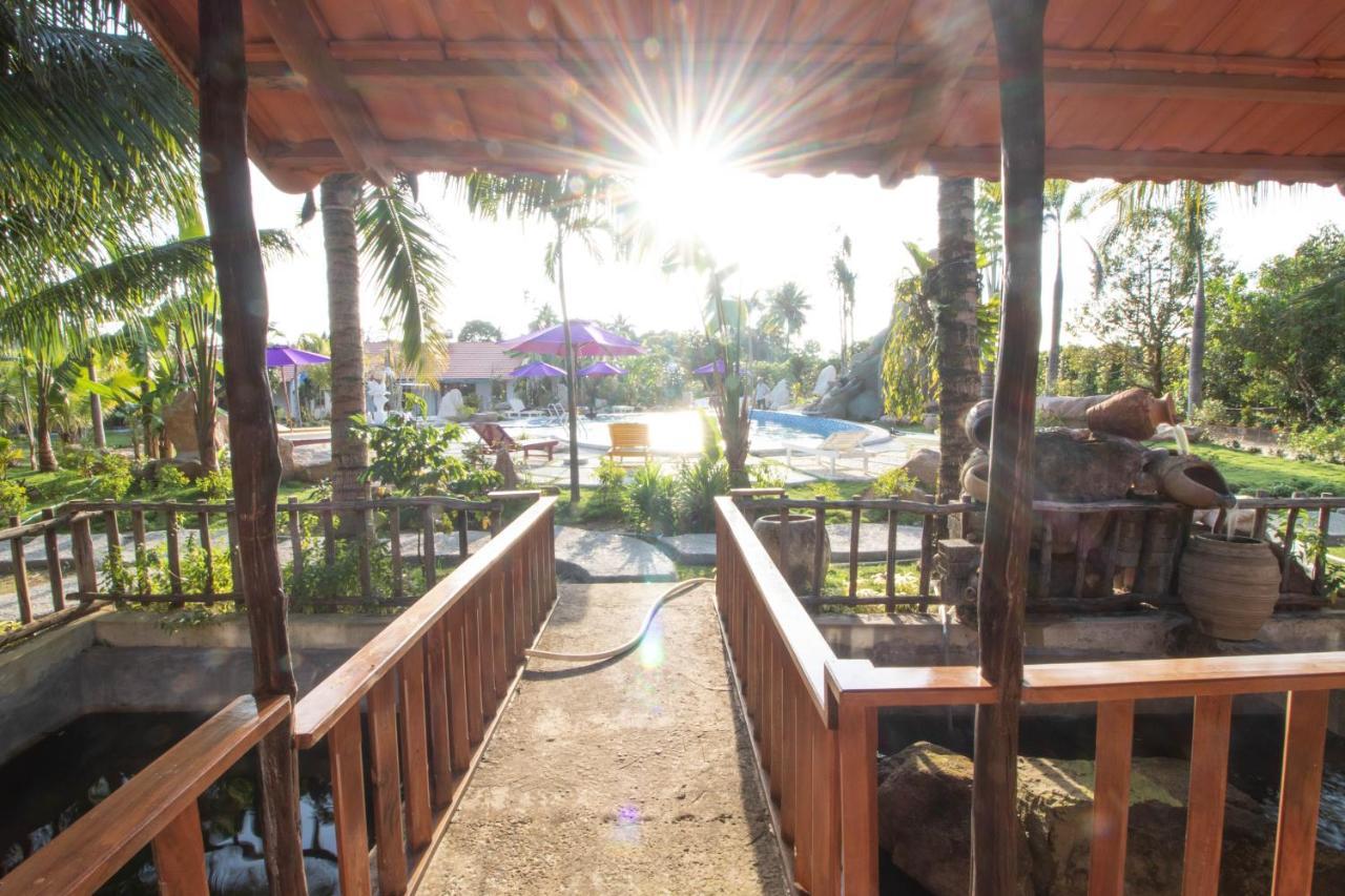 Y Nghia Bungalow Ong Lang Фукуок Екстер'єр фото