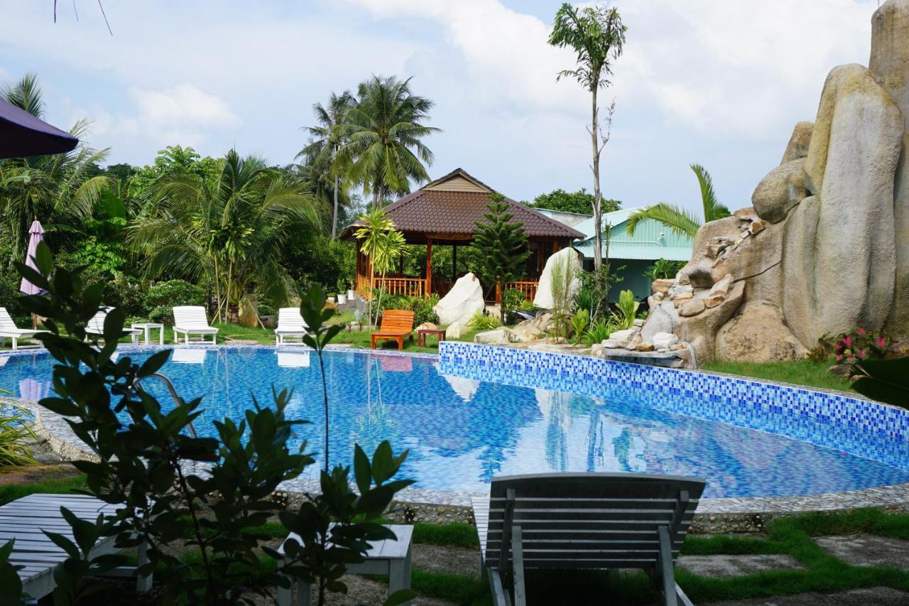 Y Nghia Bungalow Ong Lang Фукуок Екстер'єр фото